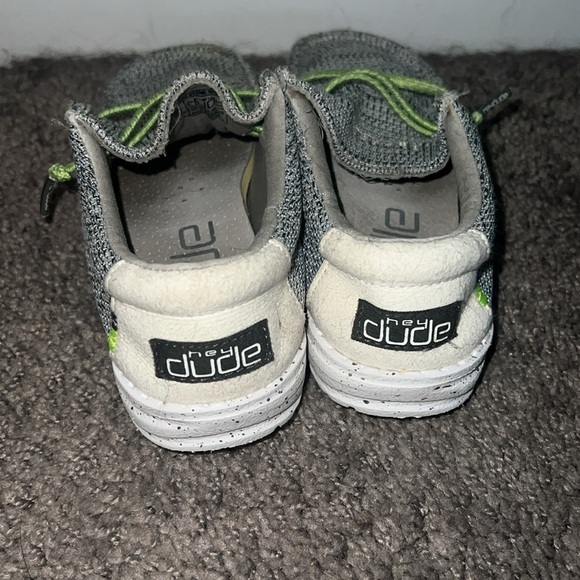 Hey Dude Wally Youth Slip On Shoes Size 12 - Picture 2 of 5